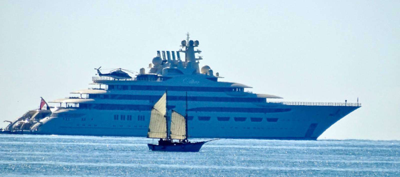 gigayacht